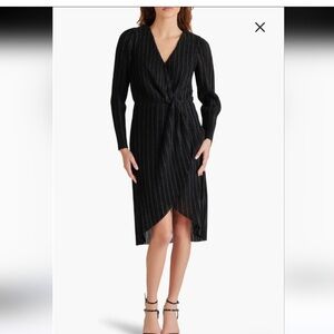 Steve Madden Black Long Sleeve Crinkle Shimmer Dress (Medium)